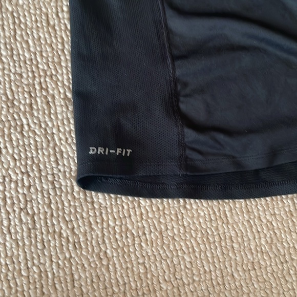 Men’s Nike black running workout shirt size M - Picture 4 of 5